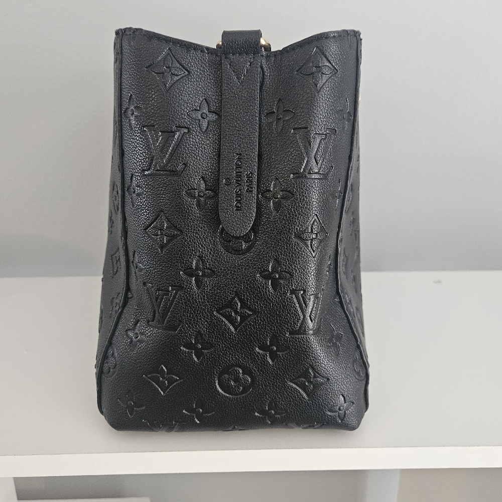 Designer Inspired Black Monogram Medium Tote ๐ค - Picture 2 of 10